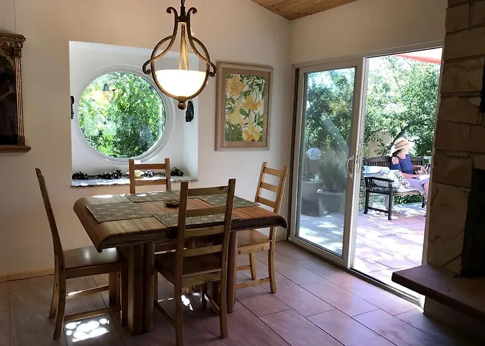 Peaceful Vacation Overlooking Mescal Canyon In Clarkdale, Arizona *
